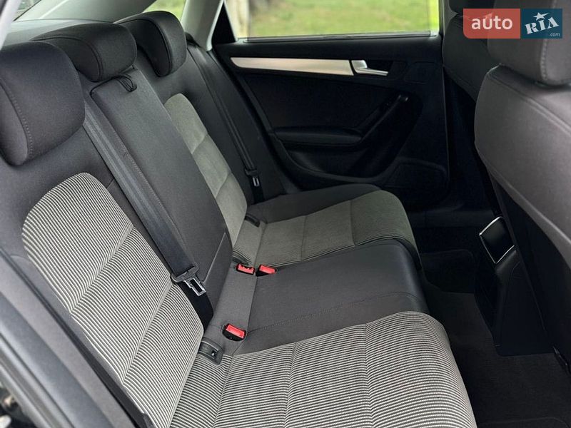 Седан Audi A4 2009 в Вознесенске