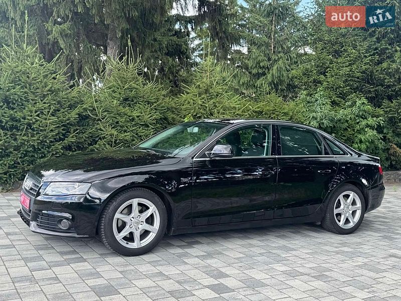 Седан Audi A4 2009 в Вознесенске