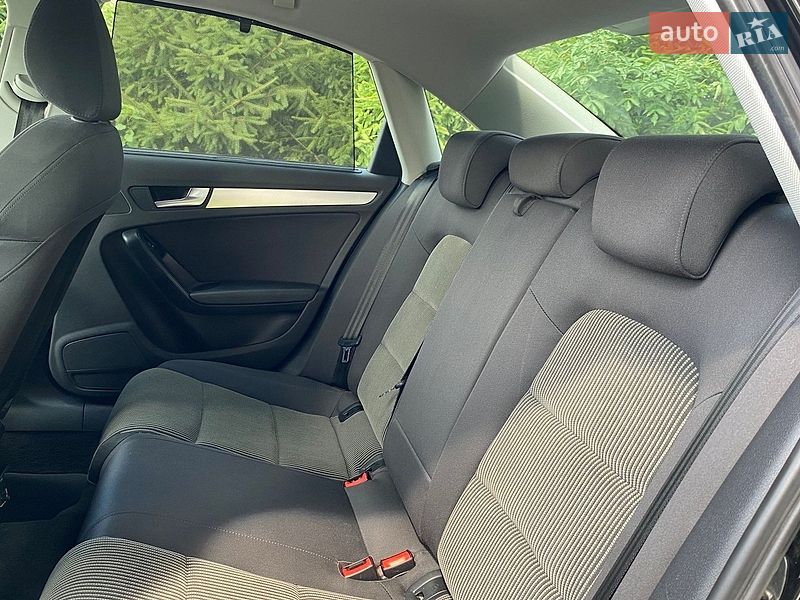 Седан Audi A4 2009 в Вознесенске