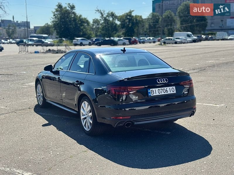 Седан Audi A4 2017 в Киеве