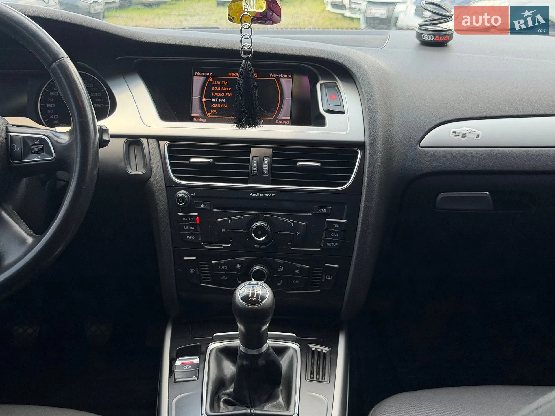 2010 Audi A4 - мініатюра 30