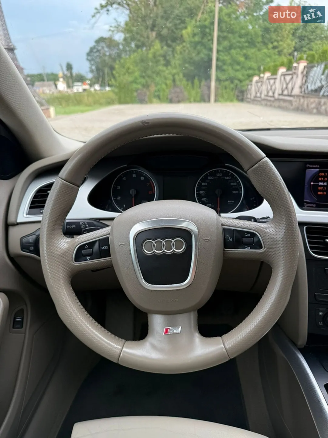 2012 Audi A4 - мініатюра 51