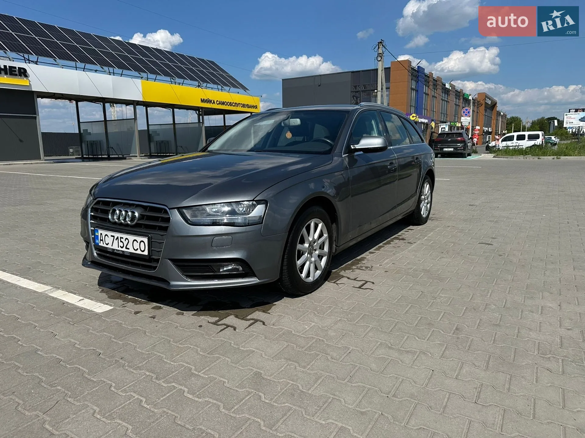 2012 Audi A4 - мініатюра 2