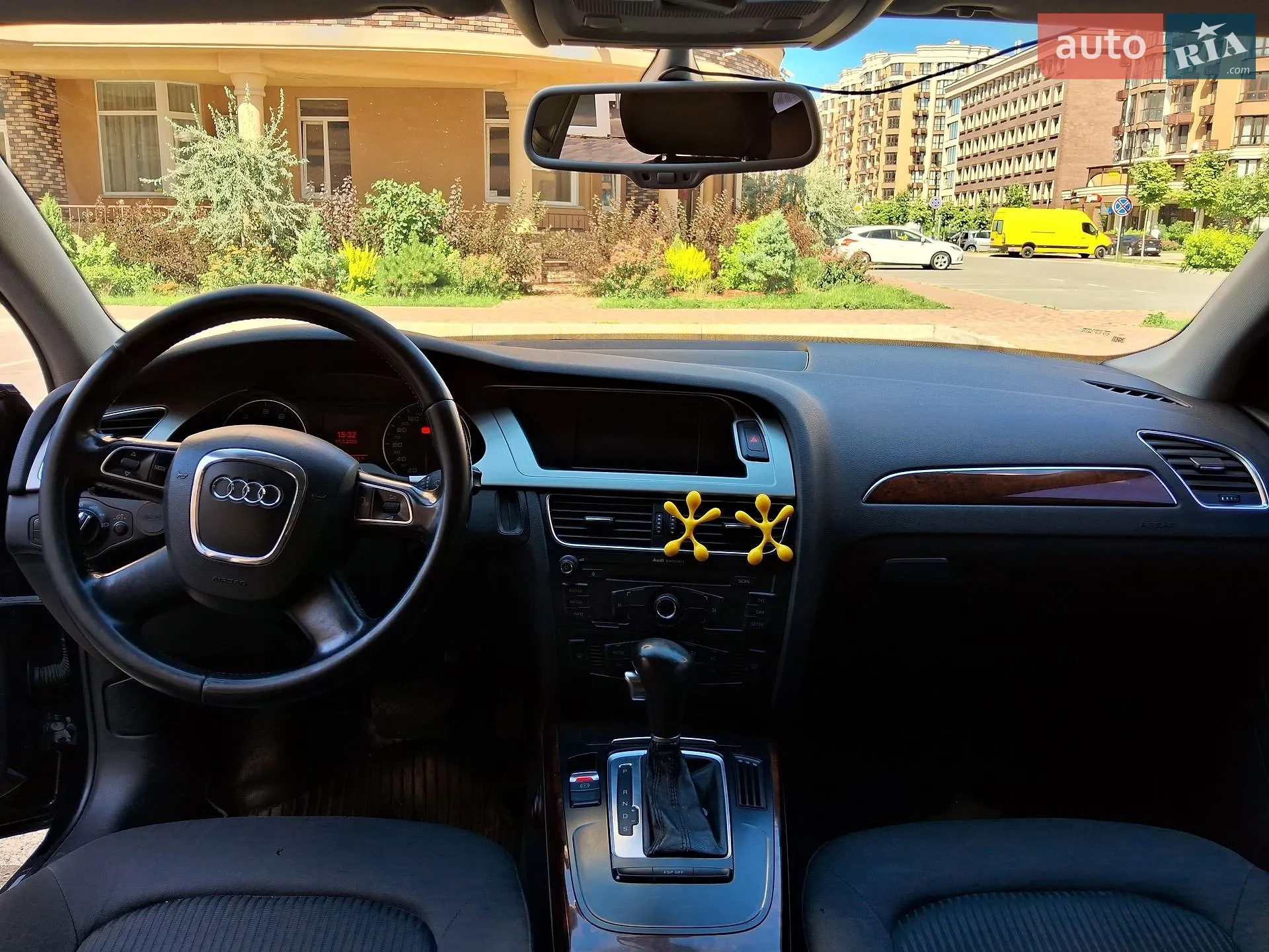 2010 Audi A4 - мініатюра 7
