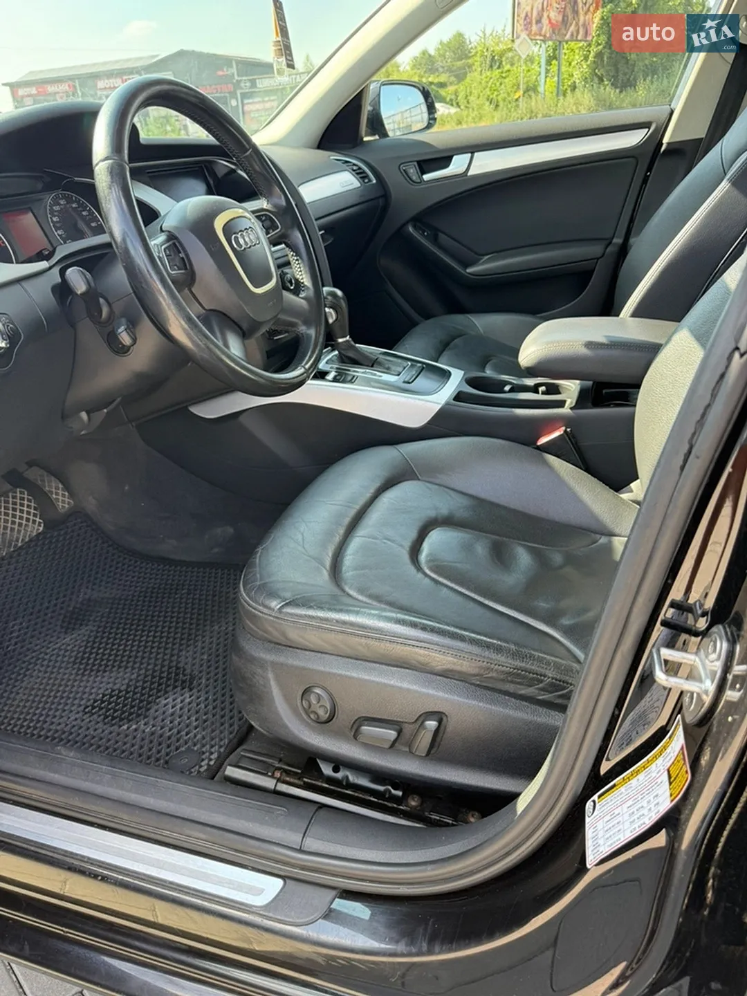 2011 Audi A4 - мініатюра 12