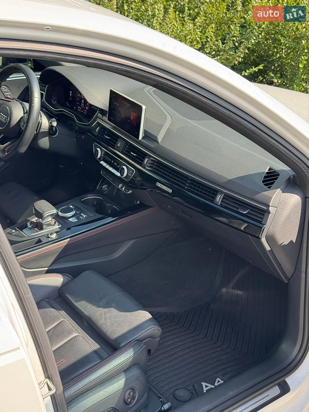2019 Audi A4 - мініатюра 11