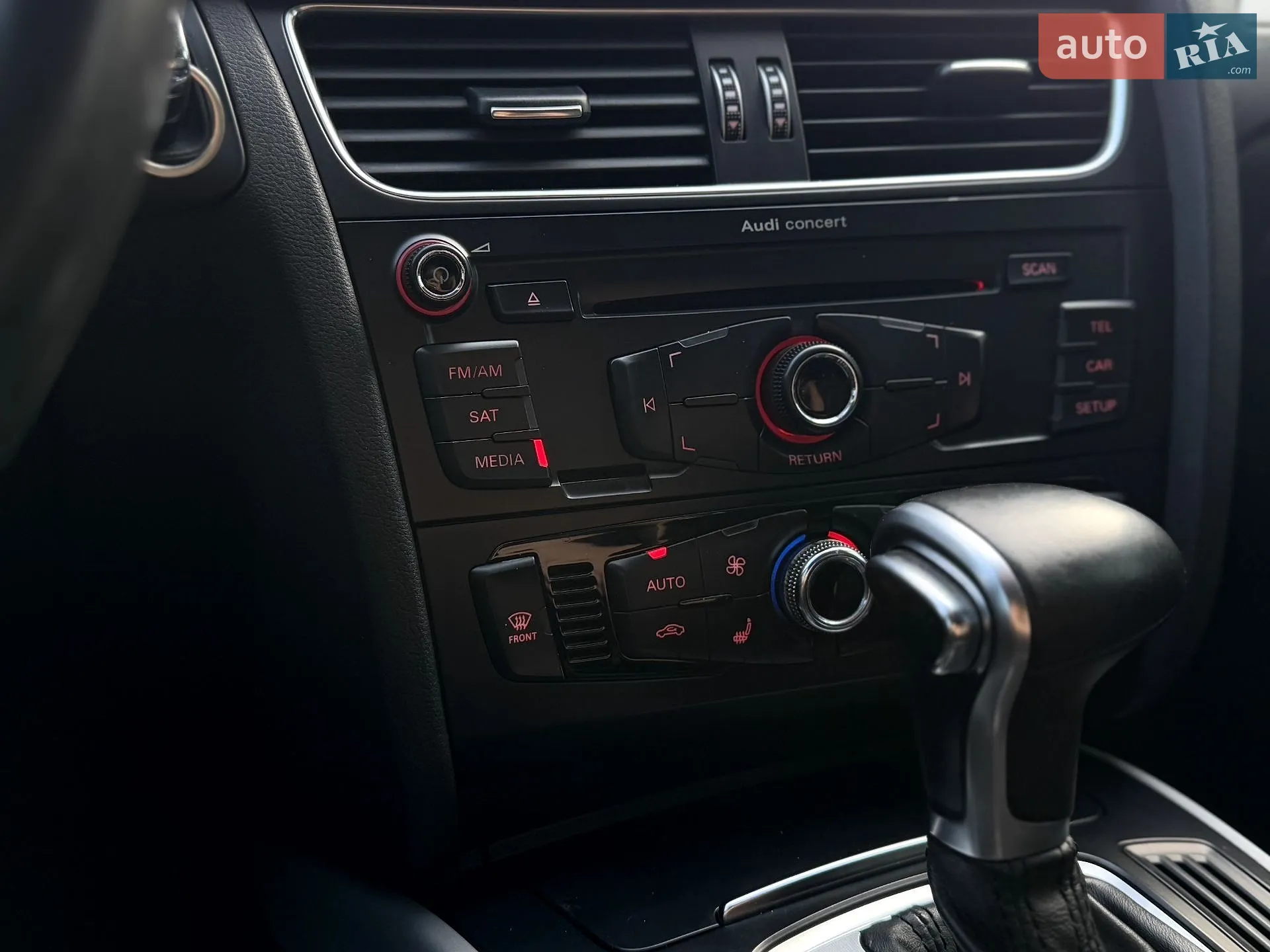 2012 Audi A4 - мініатюра 33