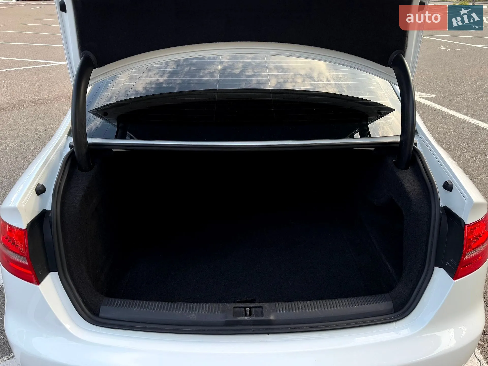 2012 Audi A4 - мініатюра 35