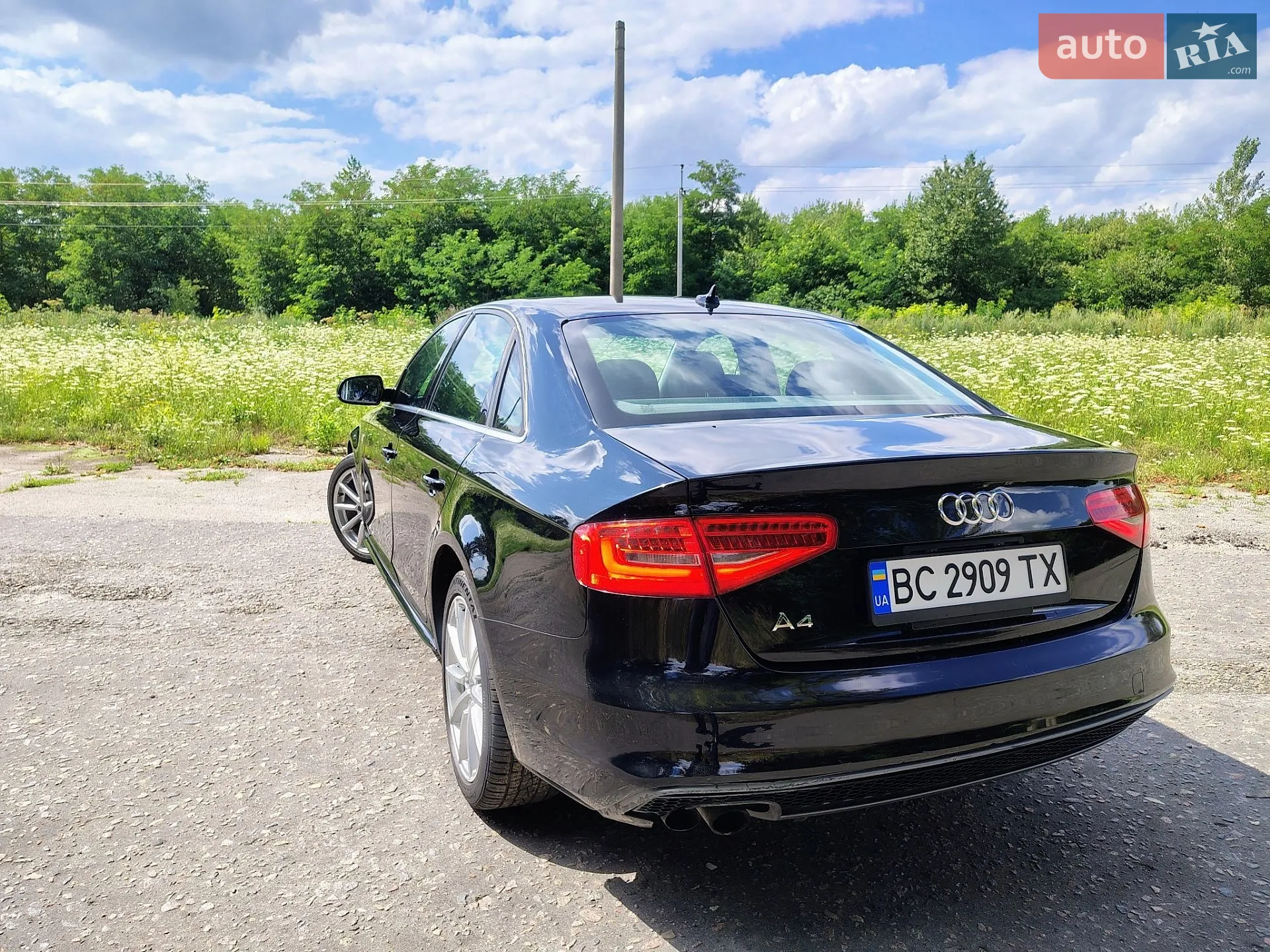 2015 Audi A4 - мініатюра 9