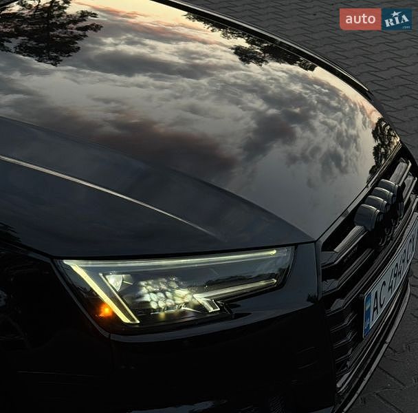 Седан Audi A4 2017 в Луцке