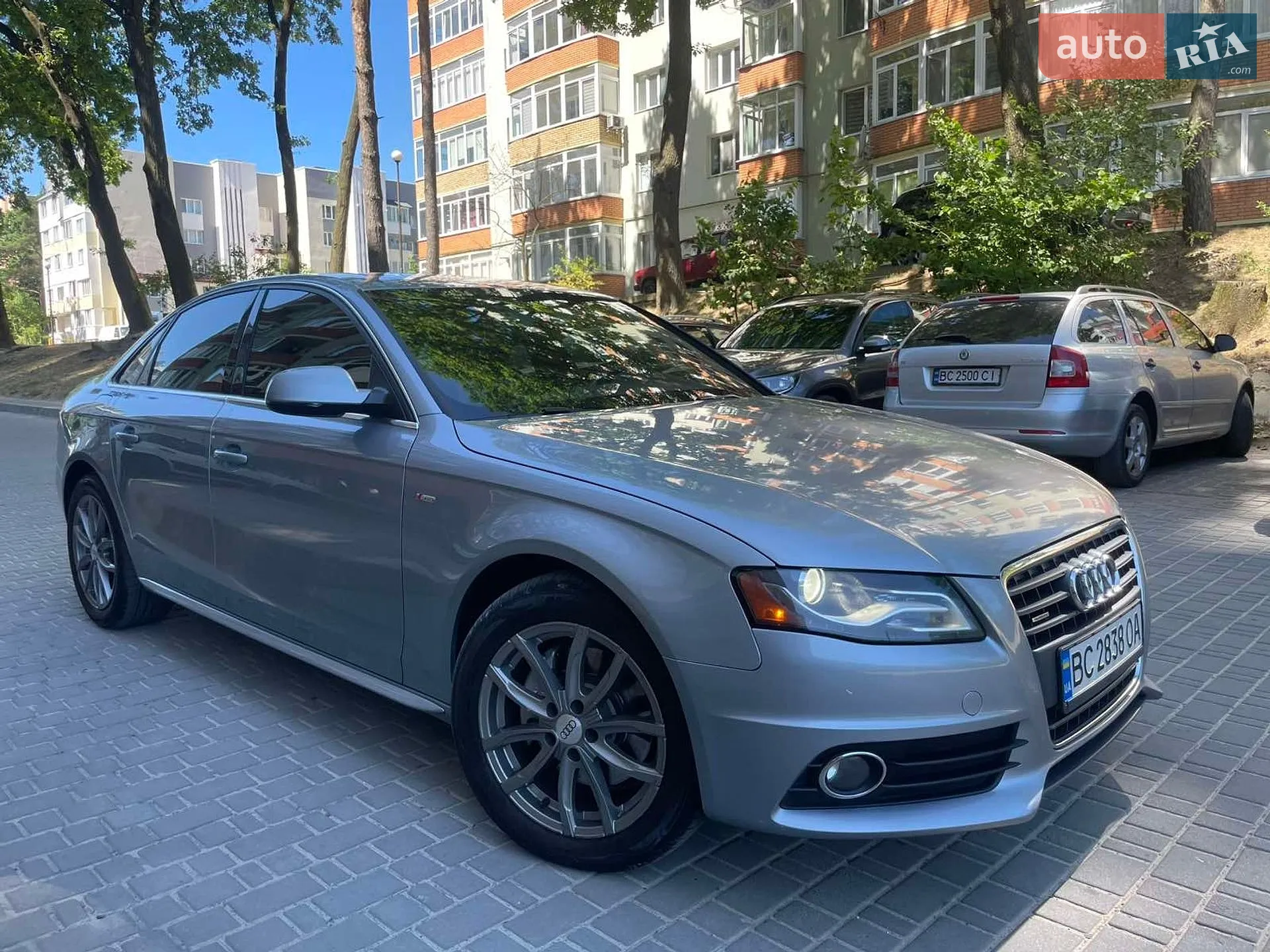 2011 Audi A4 - фото 1