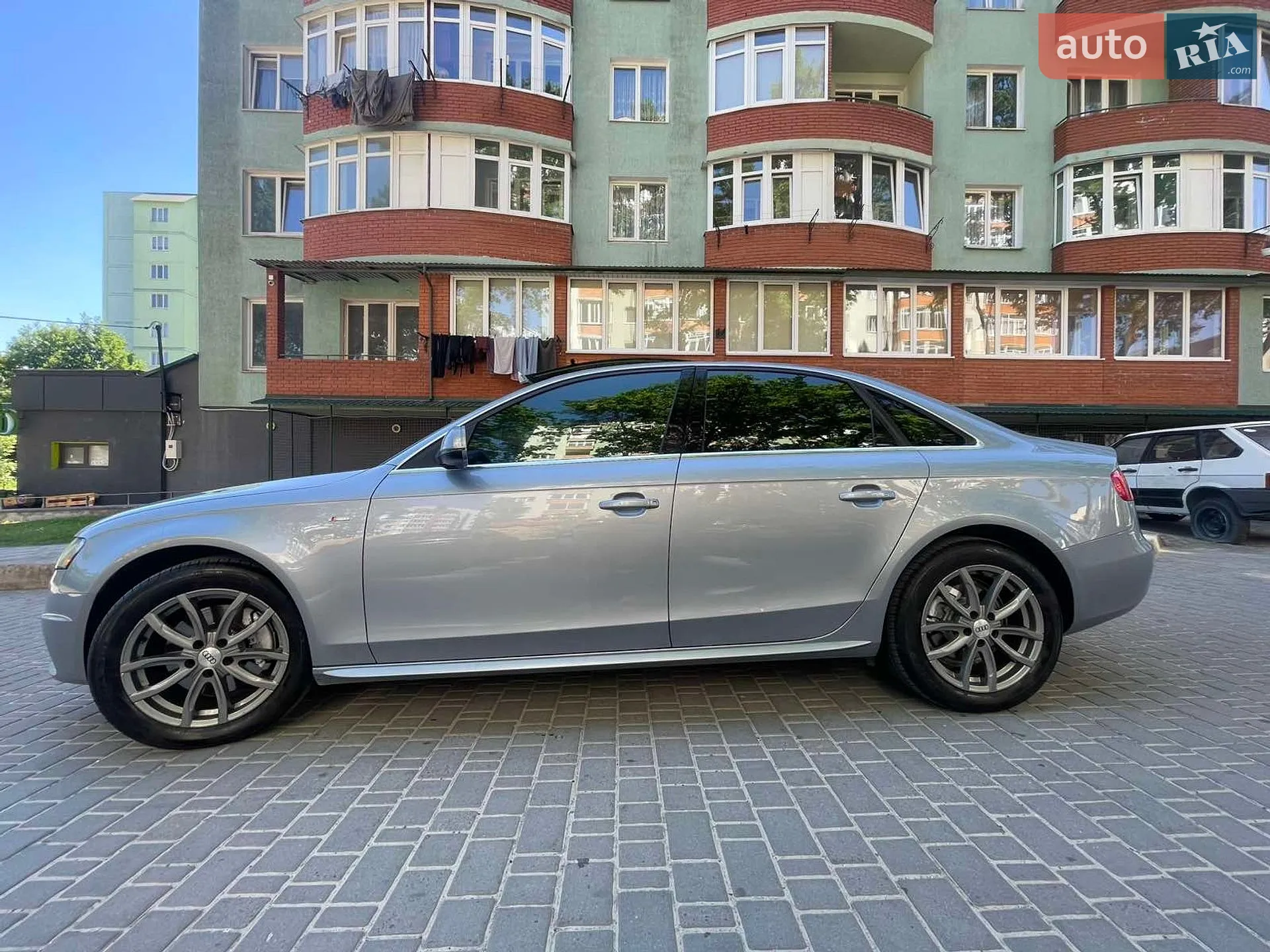 2011 Audi A4 - мініатюра 10