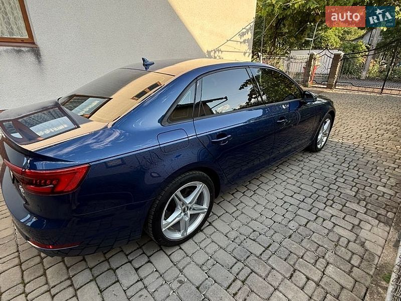 Седан Audi A4 2016 в Коломые