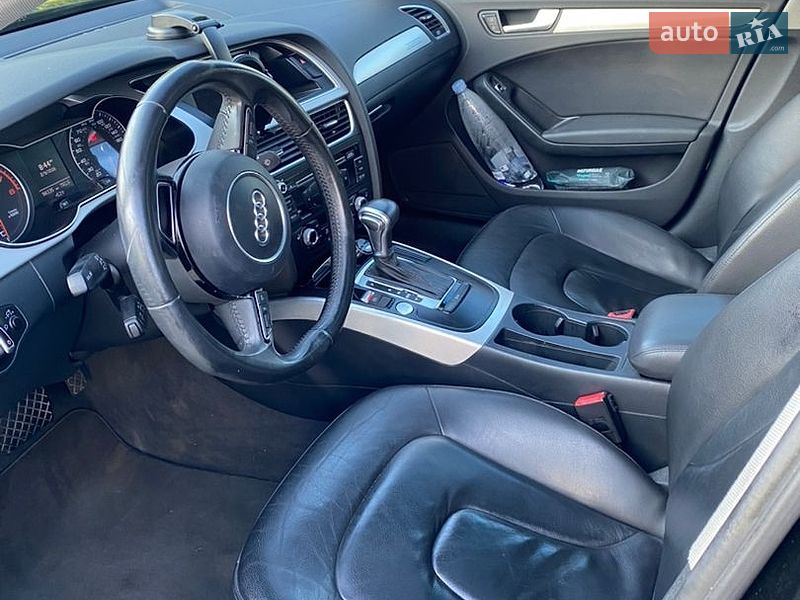 Седан Audi A4 2015 в Тернополе