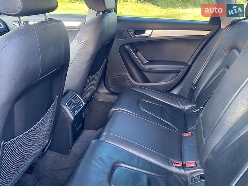 Седан Audi A4 2015 в Тернополе