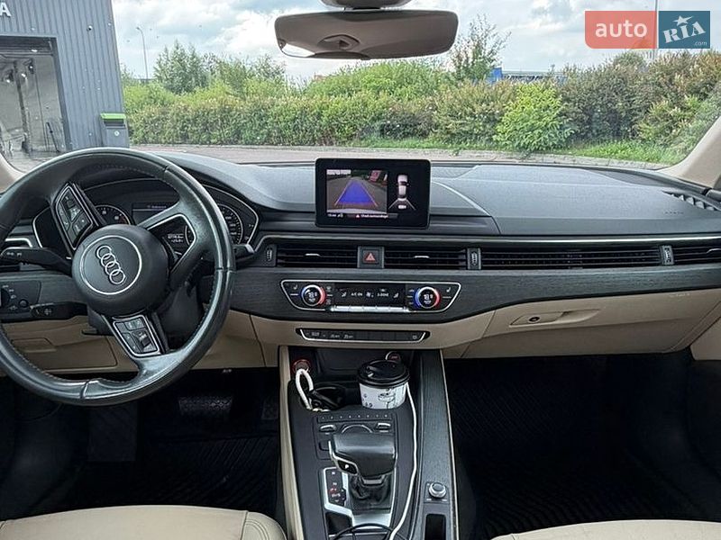 Седан Audi A4 2017 в Дрогобыче
