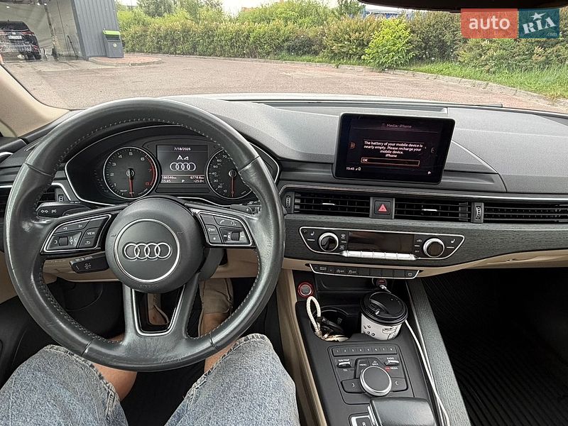 Седан Audi A4 2017 в Дрогобыче