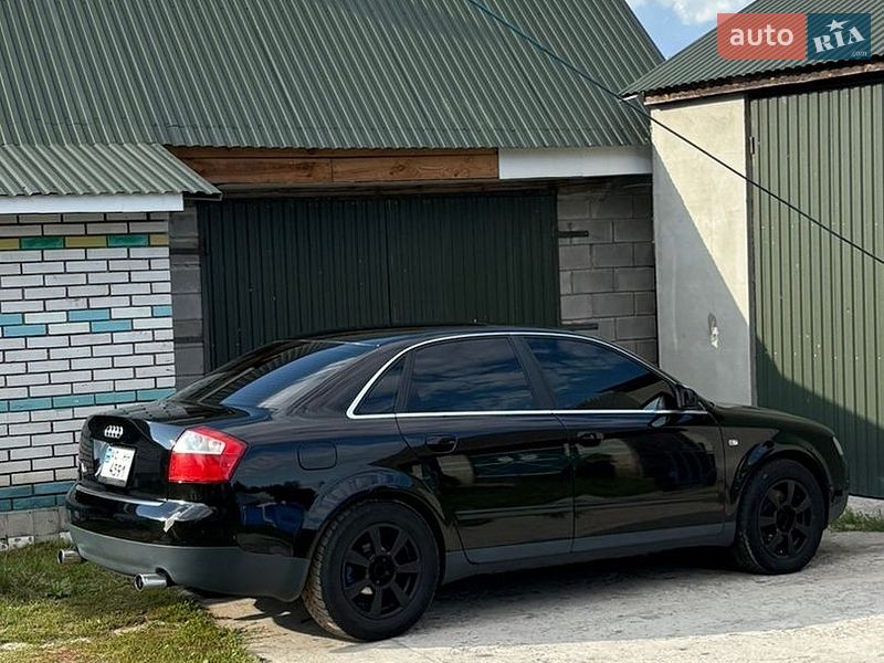 Седан Audi A4 2003 в Любомлі
