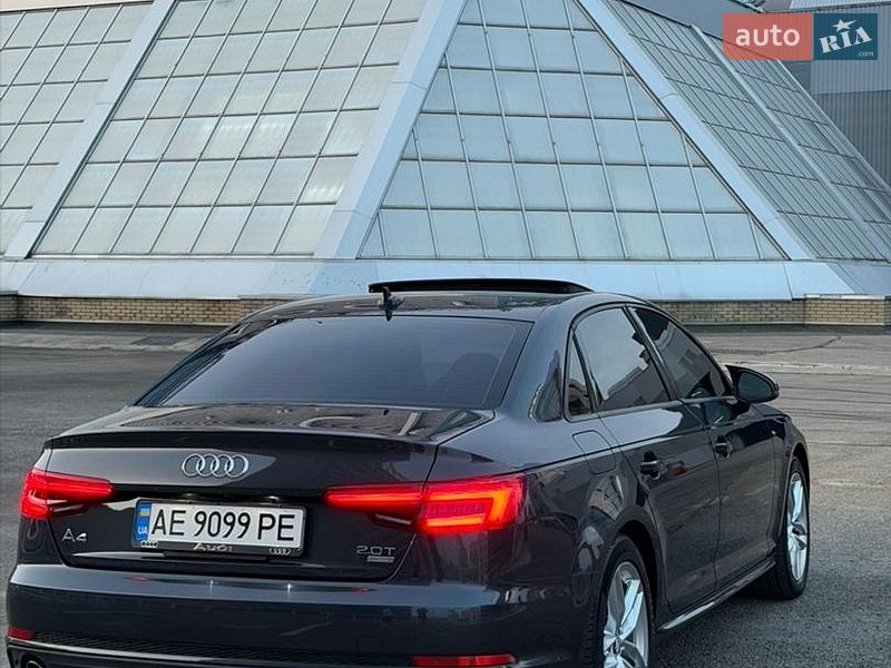 Седан Audi A4 2016 в Дніпрі