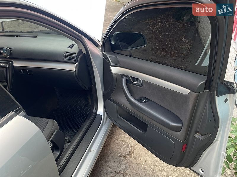 Седан Audi A4 2001 в Сумах