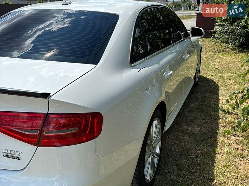 Седан Audi A4 2015 в Києві