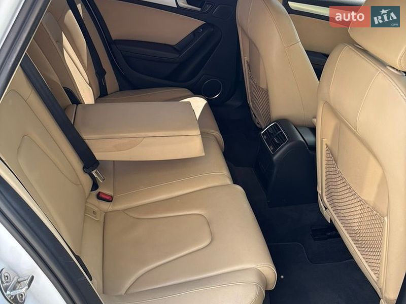 Седан Audi A4 2015 в Києві