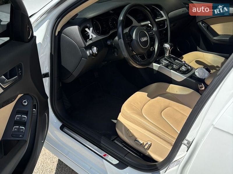 Седан Audi A4 2015 в Києві