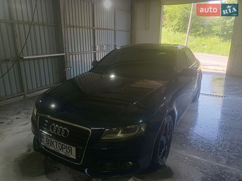 Седан Audi A4 2011 в Вінниці