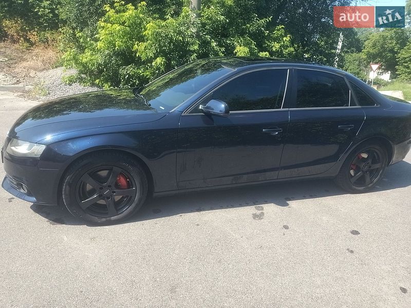 Седан Audi A4 2011 в Вінниці