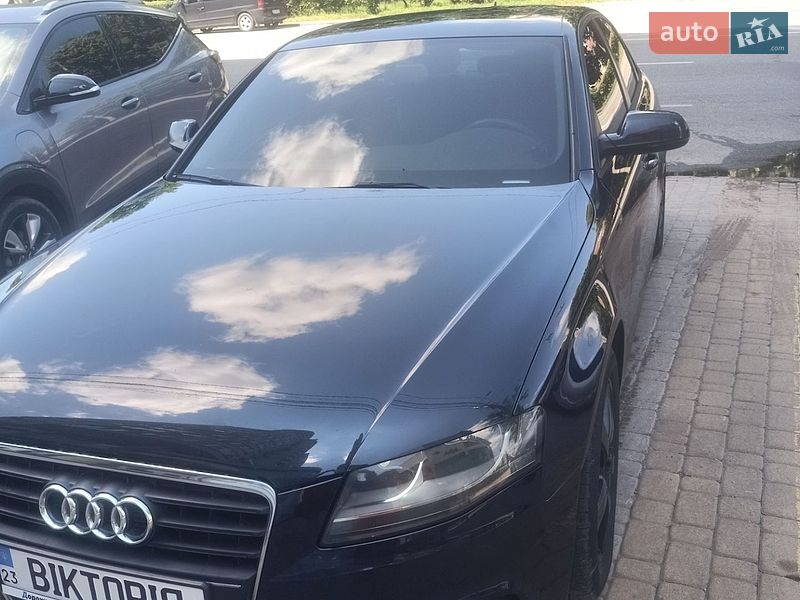 Седан Audi A4 2011 в Вінниці