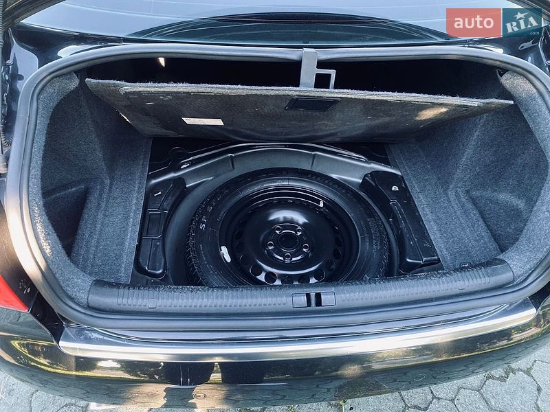 Седан Audi A4 2004 в Дубні