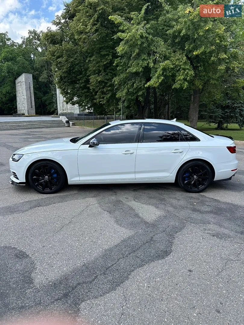 2016 Audi A4 - мініатюра 3