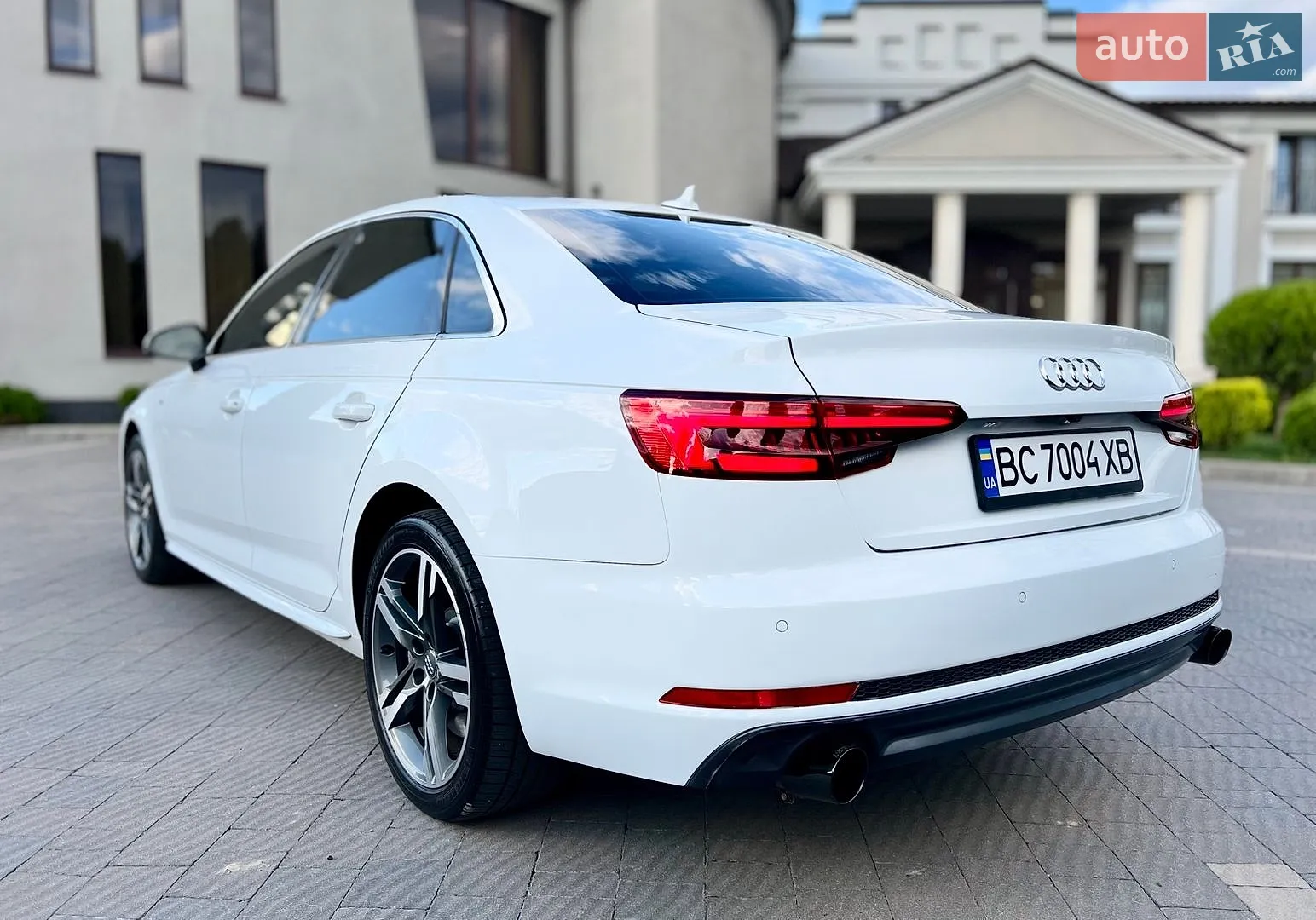 2016 Audi A4 - мініатюра 15
