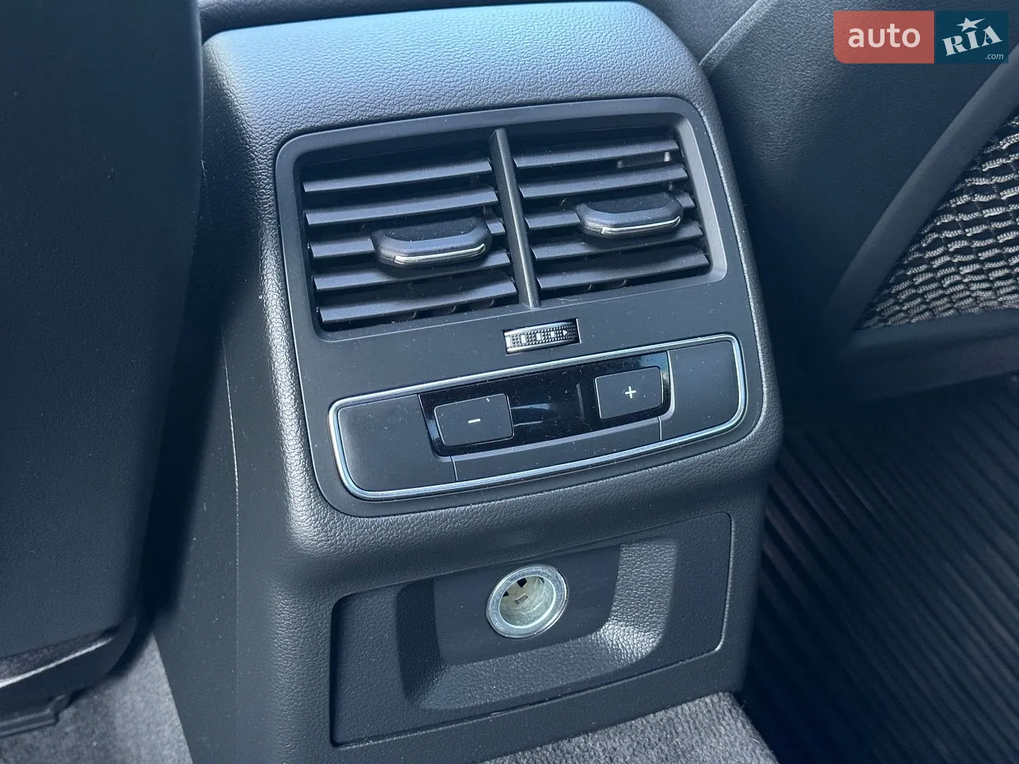 2017 Audi A4 - мініатюра 20