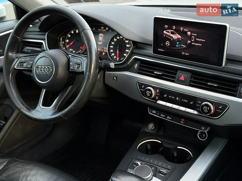 Седан Audi A4 2016 в Луцке