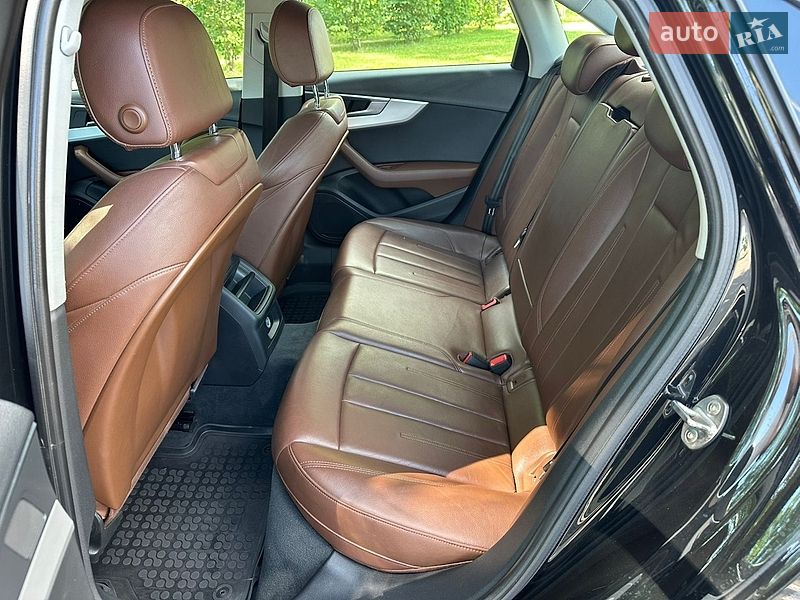 Седан Audi A4 2016 в Києві