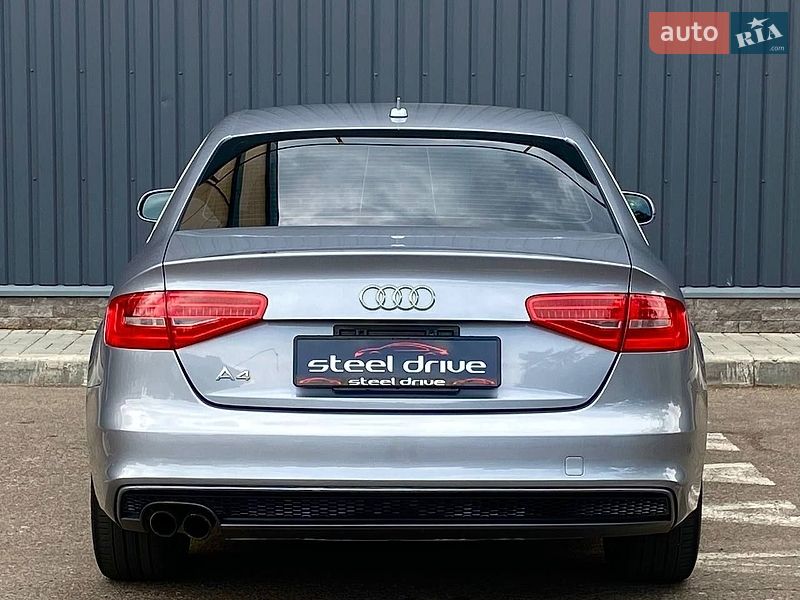 Седан Audi A4 2015 в Николаеве