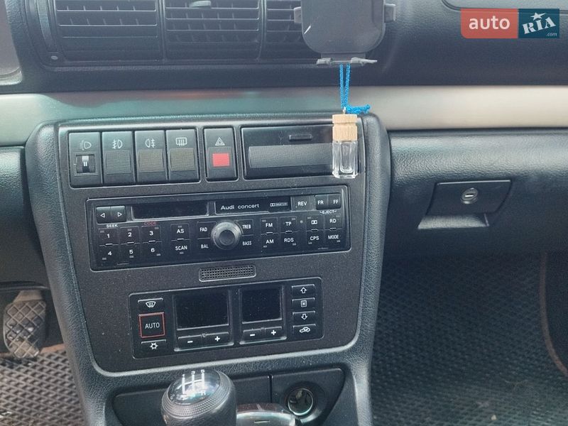 Универсал Audi A4 1998 в Львове
