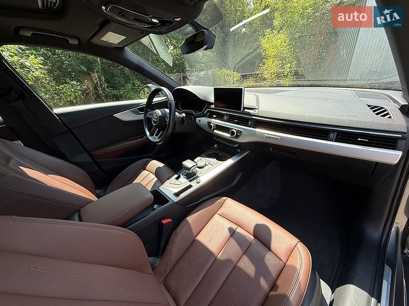 Седан Audi A4 2016 в Ровно