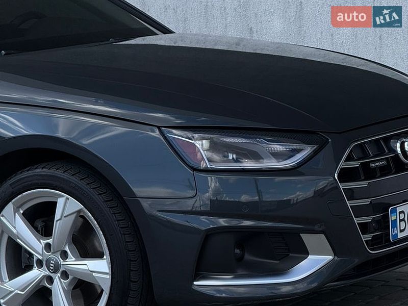 Седан Audi A4 2021 в Тернополі
