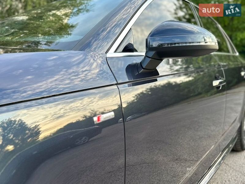 Седан Audi A4 2016 в Вінниці
