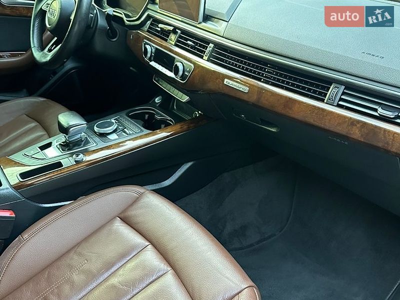Седан Audi A4 2016 в Вінниці