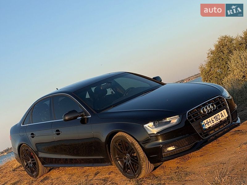 Седан Audi A4 2013 в Одессе