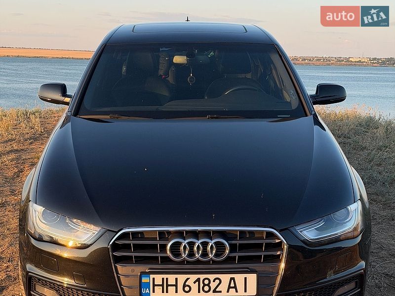 Седан Audi A4 2013 в Одессе