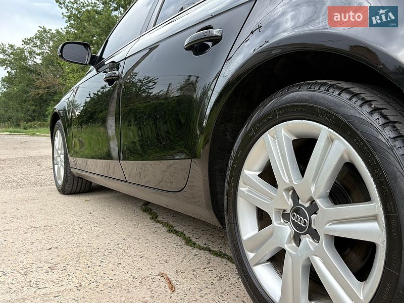 Седан Audi A4 2009 в Кривому Розі