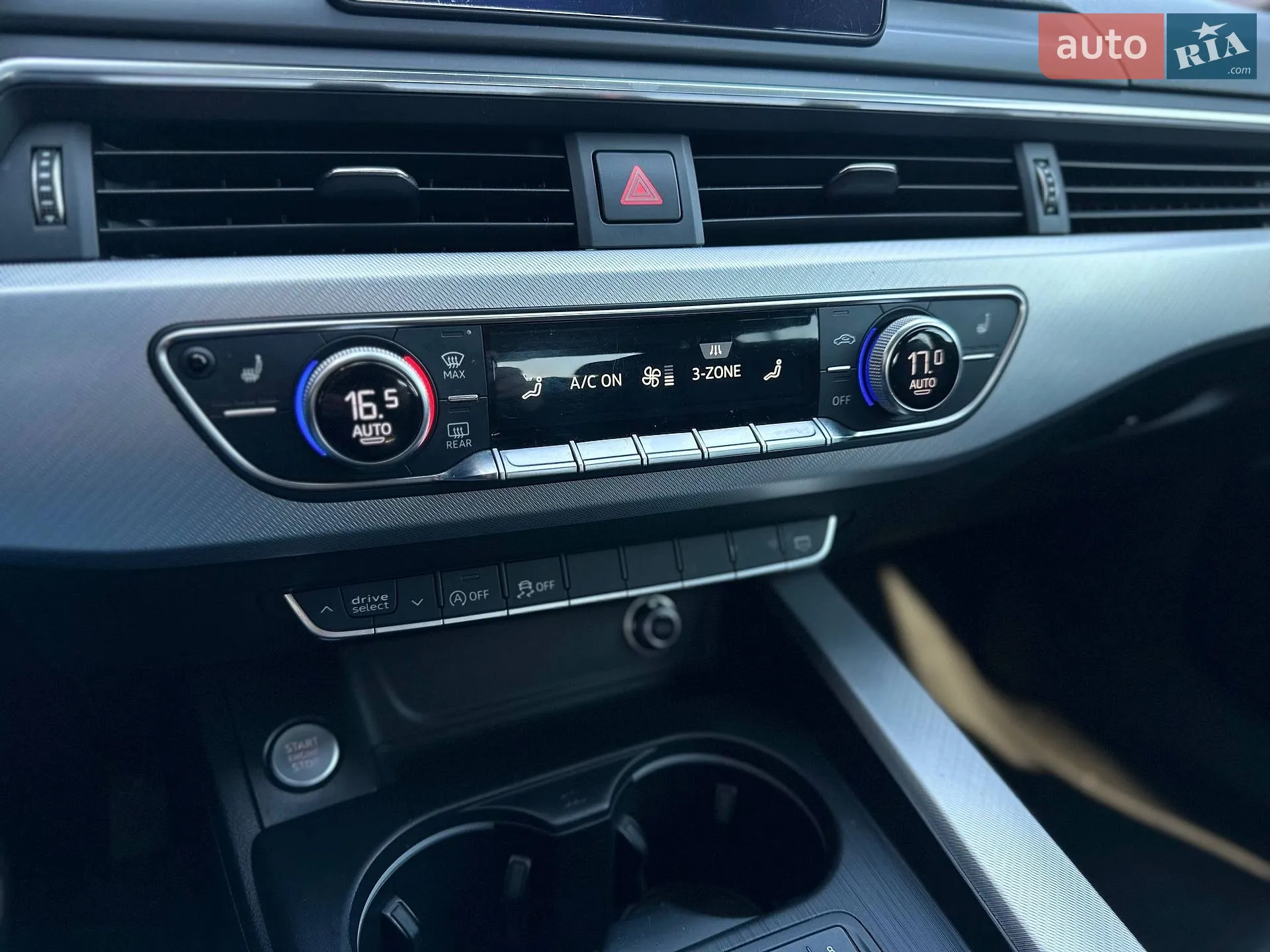 2016 Audi A4 - мініатюра 18
