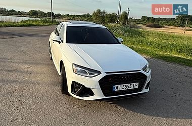 Седан Audi A4 2020 в Киеве