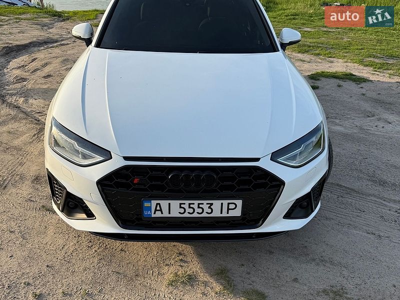 Седан Audi A4 2020 в Киеве