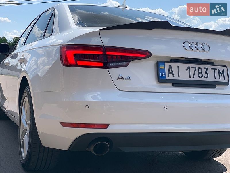 Седан Audi A4 2016 в Києві