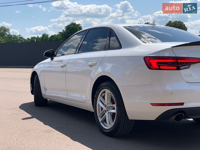 Седан Audi A4 2016 в Києві